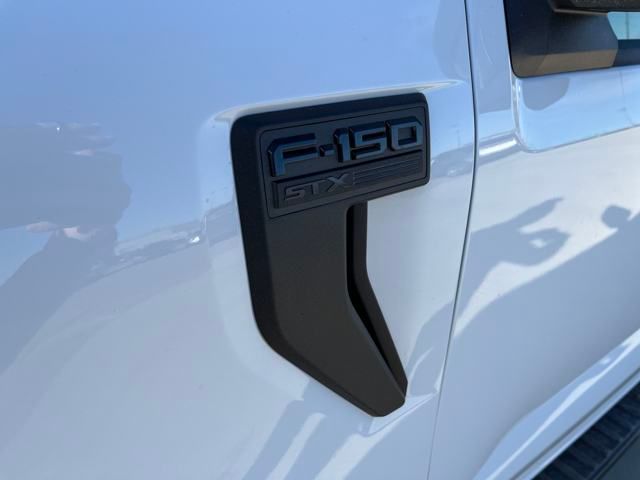 2025 Ford F-150 STX photo 4