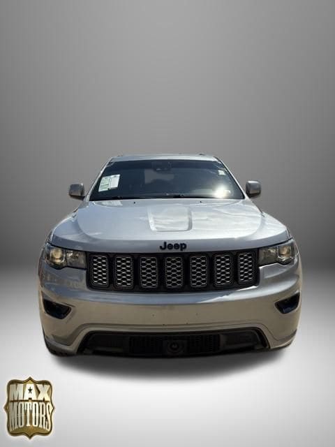 Used 2021 Jeep Grand Cherokee Laredo X with VIN 1C4RJFAG5MC561933 for sale in Kansas City