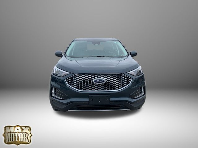2024 Ford Edge SEL photo 2