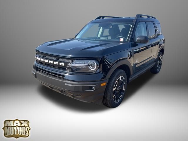 2024 Ford Bronco Sport Outer Banks photo 3