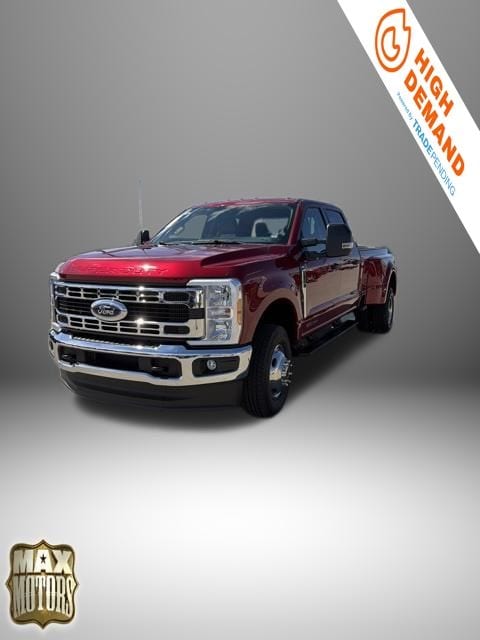 2026 Ford F-350 XLT 4x4 Crew Cab 8' Box DRW's photo