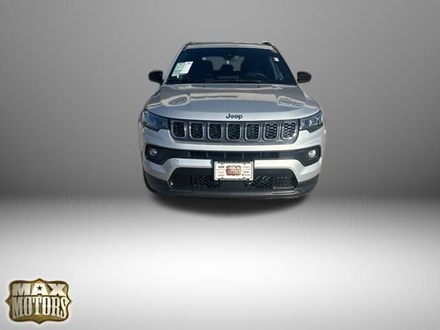 Used 2024 Jeep Compass Latitude with VIN 3C4NJDBN2RT113869 for sale in Kansas City