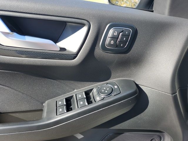 2026 Ford Escape ST-Line Elite - Photo 22