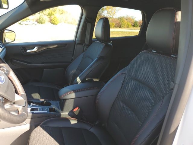 2026 Ford Escape ST-Line Elite - Photo 20