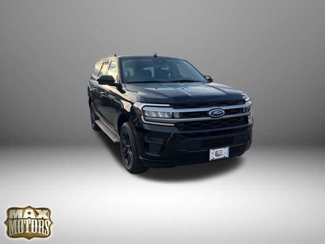 2024 Ford Expedition MAX XLT photo 2