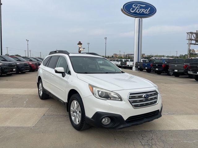 Used 2015 Subaru Outback Premium with VIN 4S4BSBHC6F3360826 for sale in Harrisonville, MO