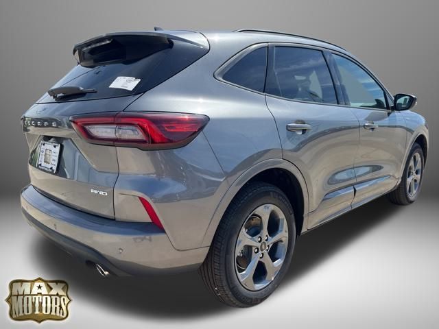 2024 Ford Escape ST-Line photo 4