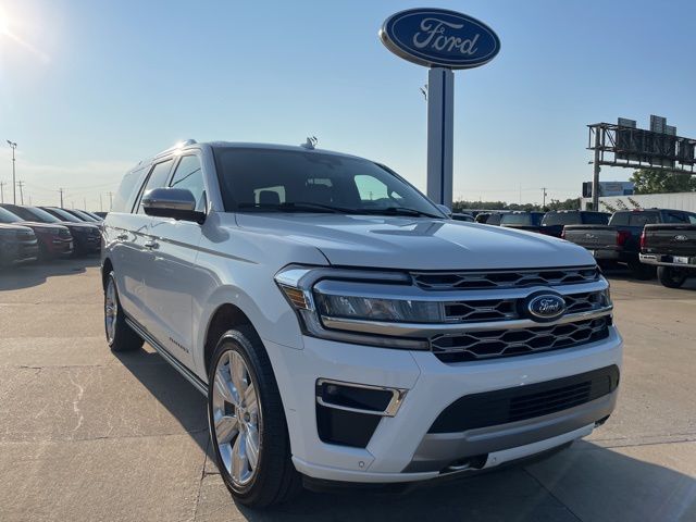 Used 2022 Ford Expedition Platinum with VIN 1FMJK1MT9NEA39667 for sale in Harrisonville, MO