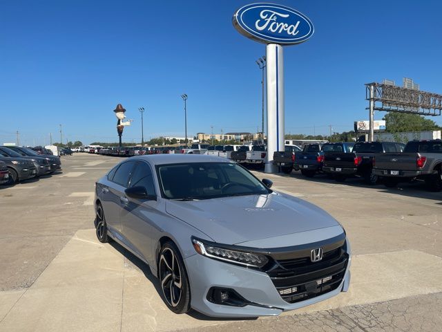 Used 2022 Honda Accord Sport SE with VIN 1HGCV1F45NA045114 for sale in Harrisonville, MO