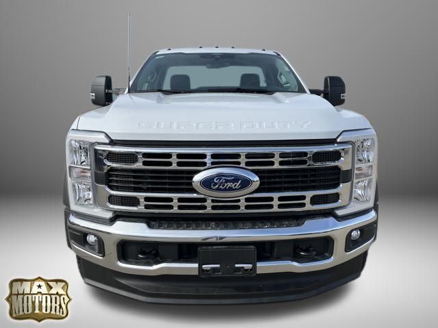 2024 Ford F-450 XL photo 2