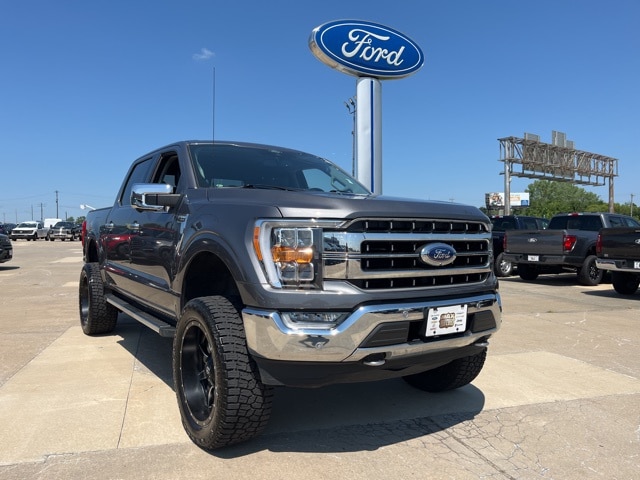 Used 2021 Ford F-150 Lariat with VIN 1FTFW1E82MFB09575 for sale in Harrisonville, MO