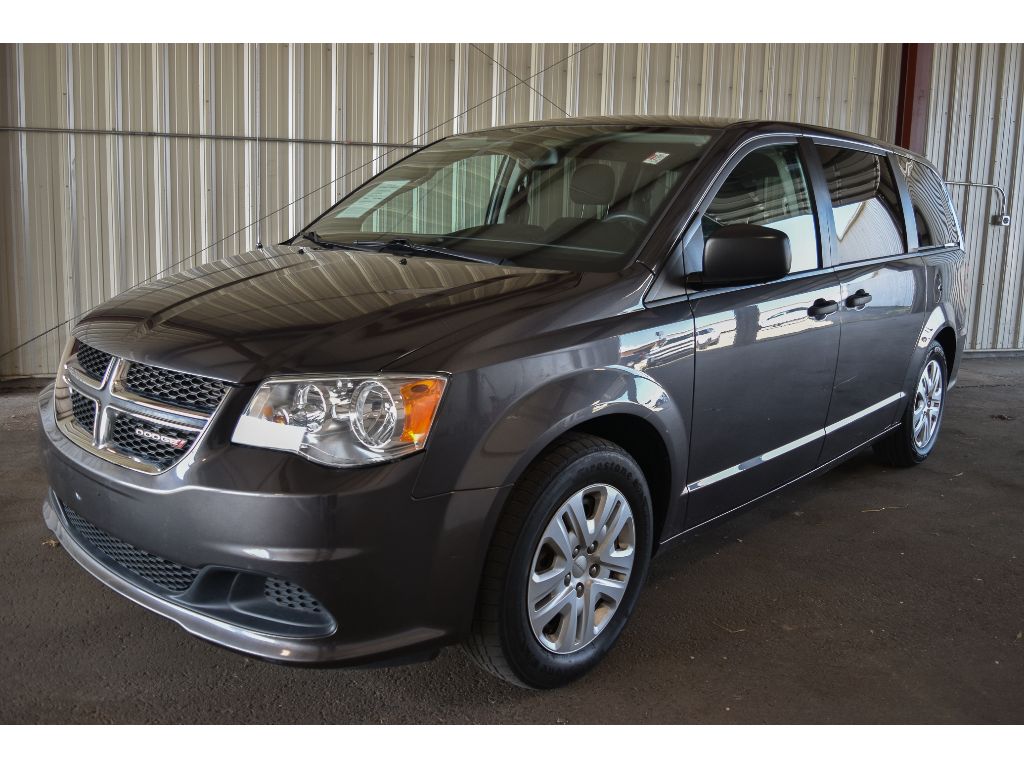 Used 2019 Dodge Grand Caravan SE with VIN 2C4RDGBGXKR671070 for sale in Nevada, MO