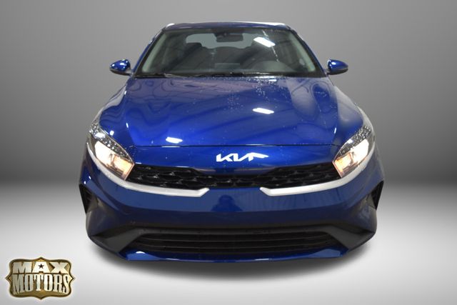 Used 2024 Kia Forte LXS with VIN 3KPF24AD8RE715366 for sale in Manhattan, KS