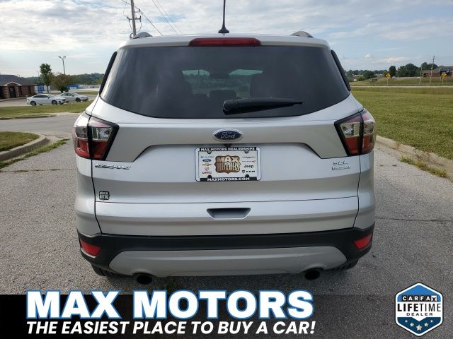 2018 Ford Escape SEL photo 4