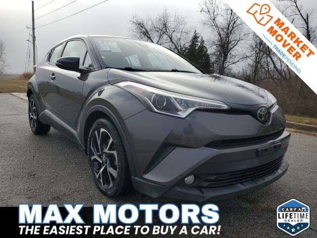 2018 Toyota C-HR XLE Premium's photo