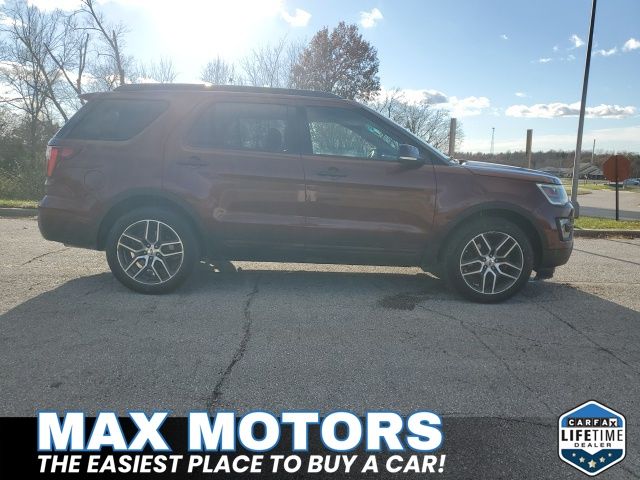 2016 Ford Explorer Sport photo 2