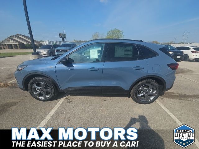 2025 Ford Escape ST-Line photo 4
