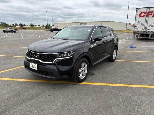 Used 2023 Kia Sorento LX with VIN 5XYRG4LC3PG167859 for sale in Kansas City