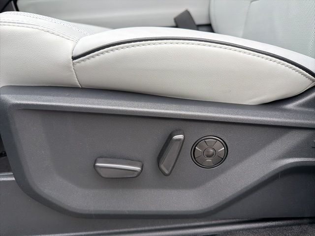 2025 Ford Expedition Platinum - Photo 23