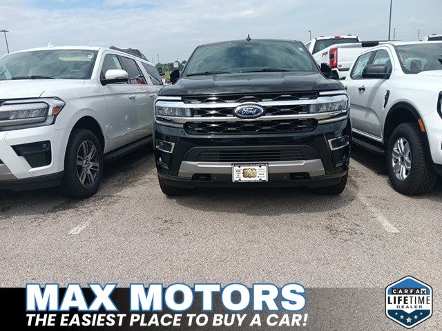 2024 Ford Expedition MAX Limited photo 2