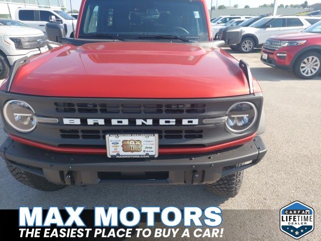 2024 Ford Bronco Black Diamond photo 4