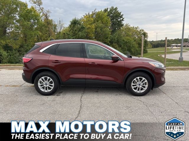 Used 2021 Ford Escape SE with VIN 1FMCU9G66MUA85002 for sale in Kansas City