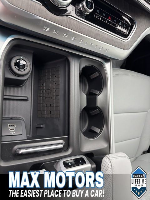 2025 Ford Expedition Platinum - Photo 33