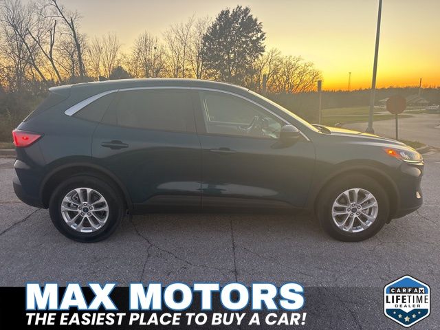 Used 2020 Ford Escape SE with VIN 1FMCU9G64LUA86096 for sale in Kansas City