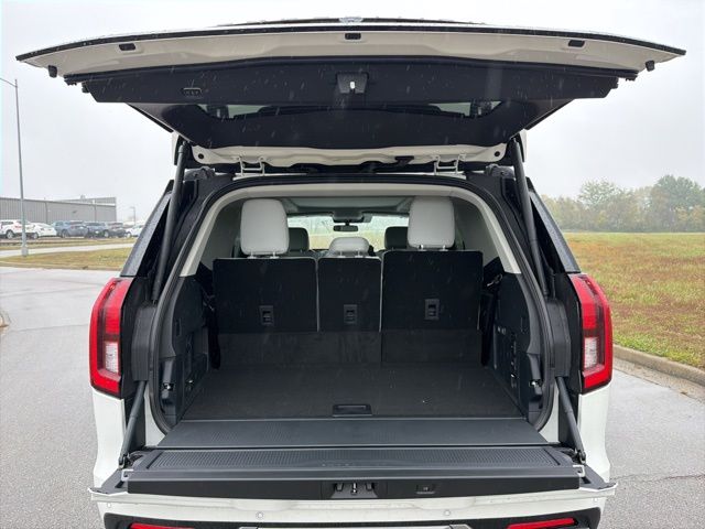 2025 Ford Expedition Platinum - Photo 18