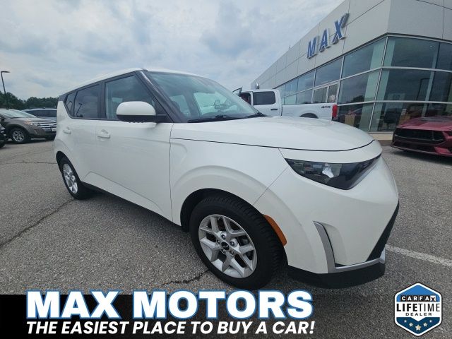 Used 2023 Kia Soul LX with VIN KNDJ23AU7P7855474 for sale in Kansas City