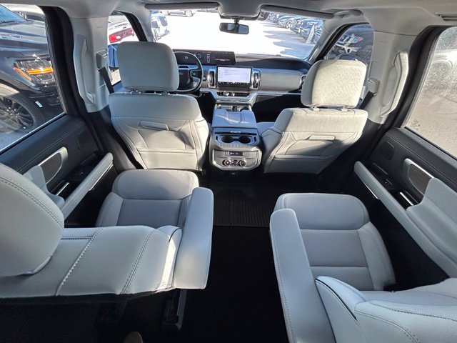 2025 Ford Expedition Platinum - Photo 55