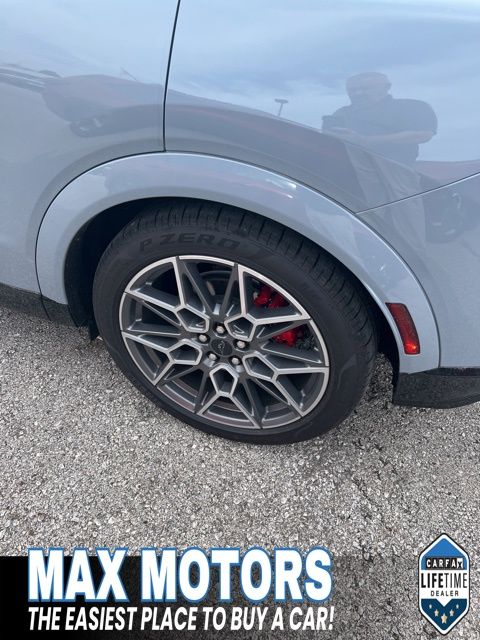 2025 Ford Mustang Mach-E GT photo 2