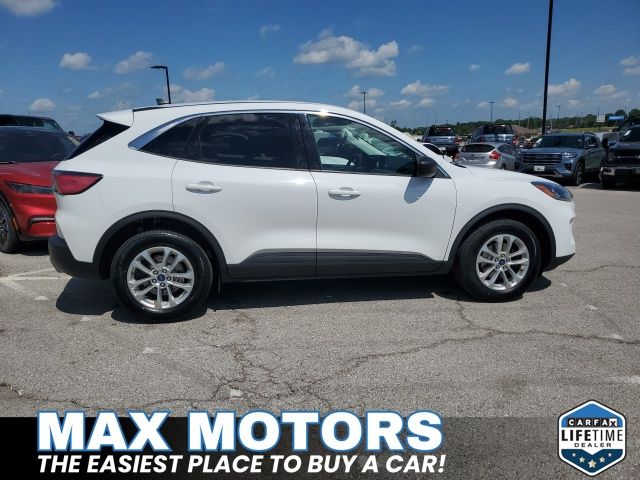 Used 2022 Ford Escape SE with VIN 1FMCU9G69NUA86159 for sale in Kansas City