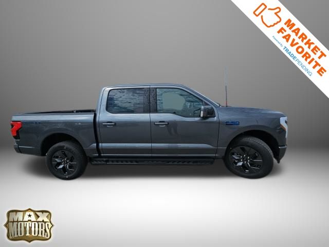 2025 Ford F-150 Lightning Lariat's photo