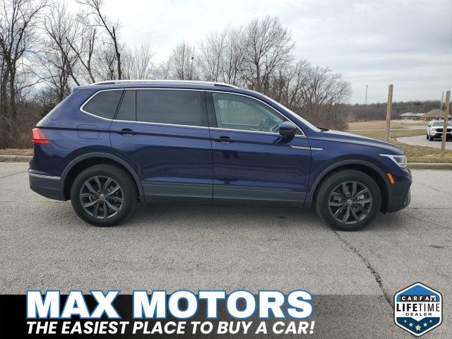 Used 2023 Volkswagen Tiguan SE with VIN 3VV3B7AX4PM107265 for sale in Kansas City