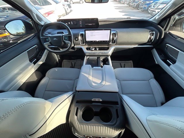 2025 Ford Expedition Platinum - Photo 62