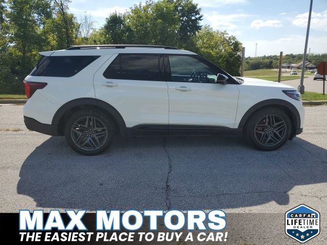 Used 2025 Ford Explorer ST with VIN 1FMWK8GC2SGA00428 for sale in Kansas City