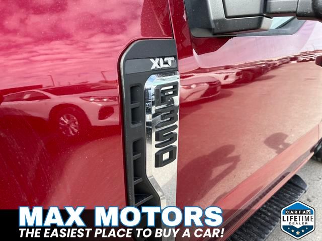 2025 Ford F-350 XLT photo 4