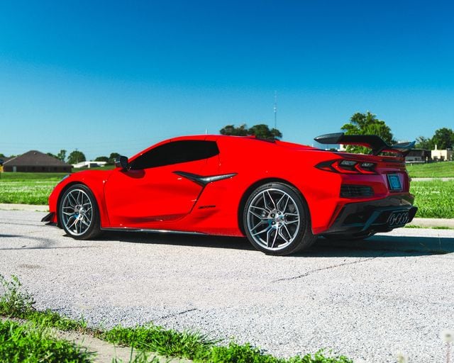 Used 2023 Chevrolet Corvette 3LZ with VIN 1G1YF3D35P5604284 for sale in Kansas City