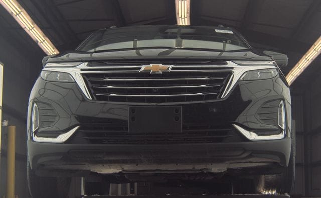 Used 2024 Chevrolet Equinox Premier with VIN 3GNAXNEG4RL212183 for sale in Kansas City
