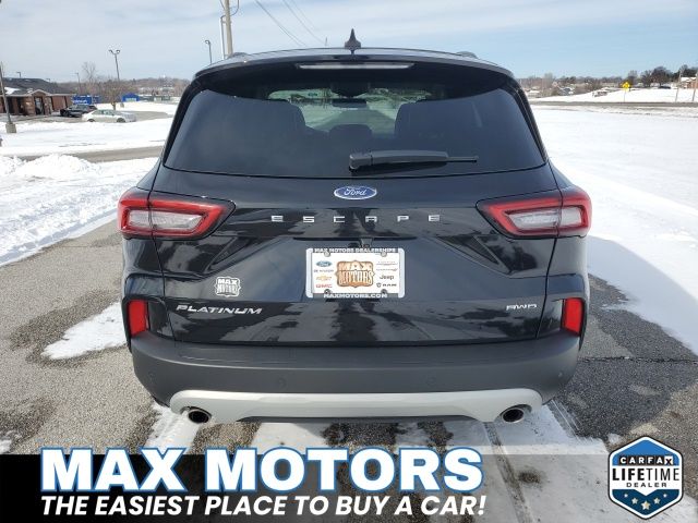2023 Ford Escape Platinum photo 3