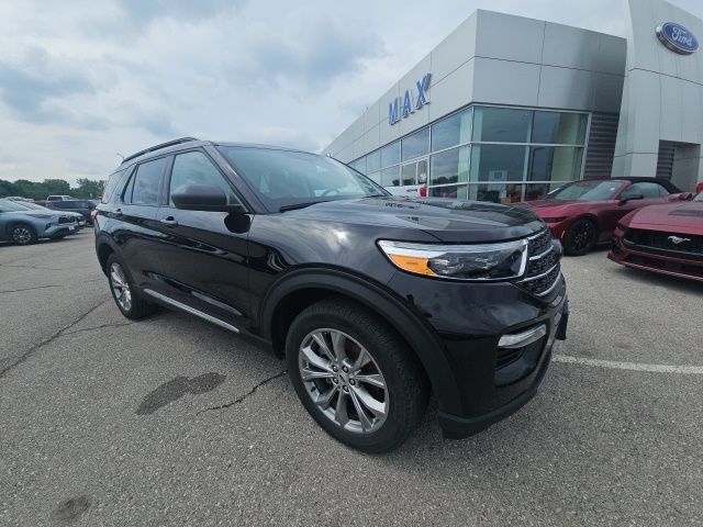 Used 2023 Ford Explorer XLT with VIN 1FMSK8DHXPGA72984 for sale in Kansas City