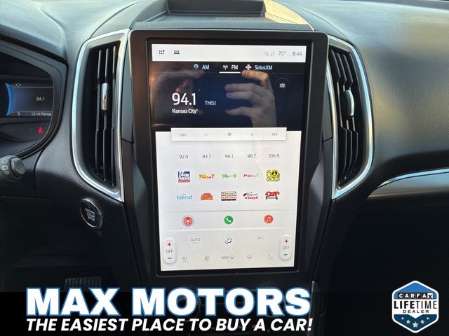 2024 Ford Edge Titanium - Photo 24