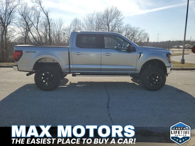 2025 Ford F-150 XLT photo 2