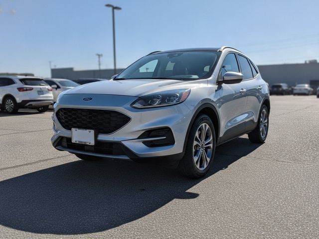 Used 2025 Ford Escape Active with VIN 1FMCU0GN1SUA80290 for sale in Kansas City