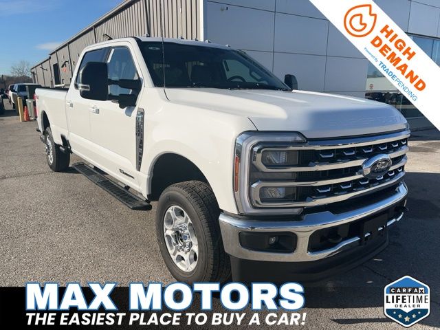 2026 Ford F-350 Super Duty XLT's photo