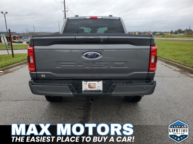 2023 Ford F-150 XLT photo 3