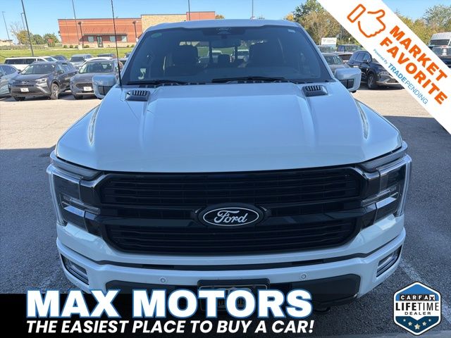 2025 Ford F-150 Platinum's photo