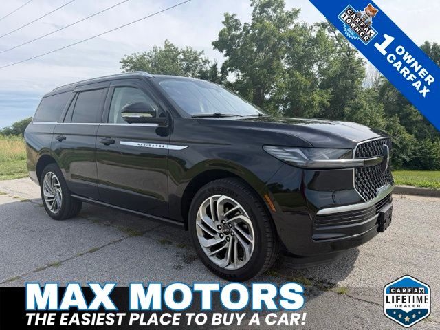 2025 Lincoln Navigator Reserve's photo