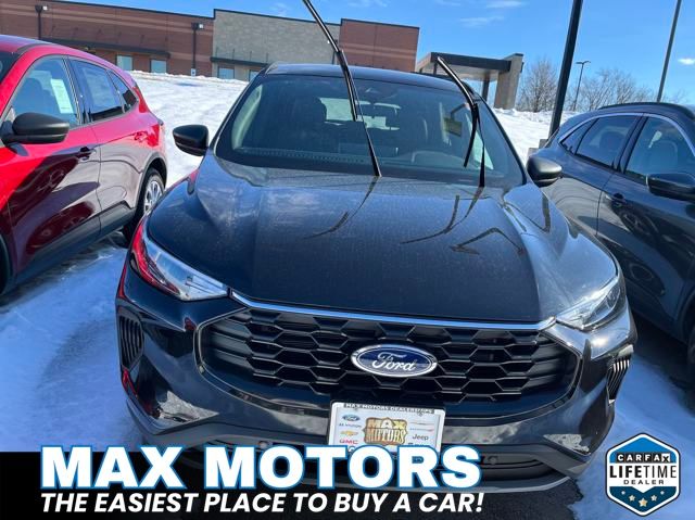 2025 Ford Escape ST-Line photo 2